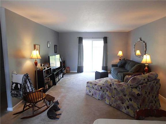 2nd image of 1114 W Muskegon Dr