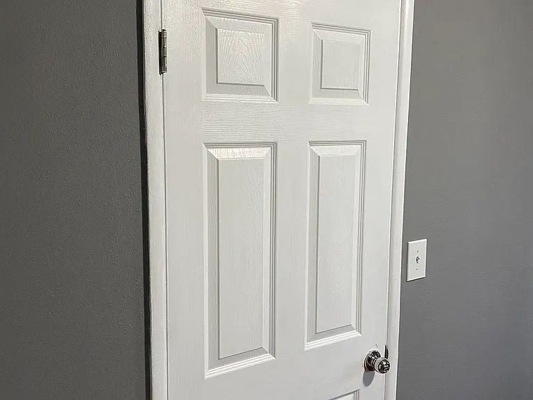 907 W Olive Ave — Photo 12