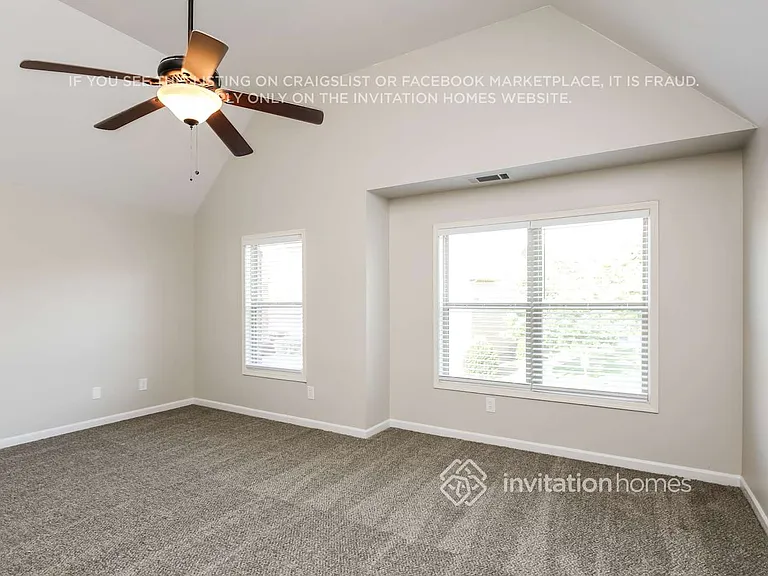 319 Oakland Hills Way — Photo 13