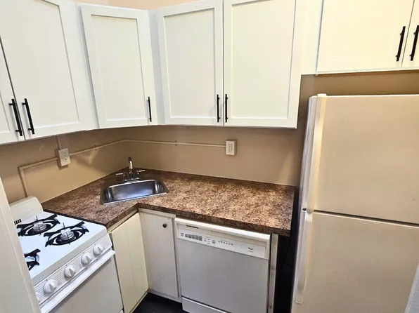 1030 N Winton Rd #2, Rochester, NY 14609