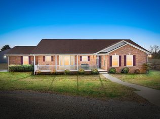 2748 Lylewood Rd, Woodlawn, TN 37191