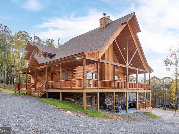 2nd image of 37 Ridgeline Trl