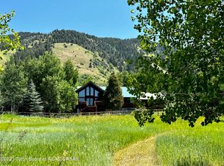 611 Adams Co Rd #179, Thayne, WY 83127