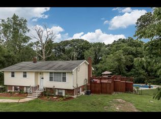 132 Manaqua Rd, Freehold, NJ 07728