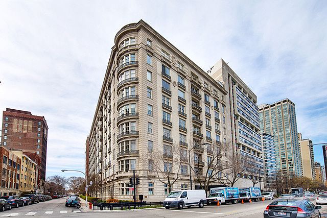 1st image of 3400 N Lake Shore Dr APT 8C