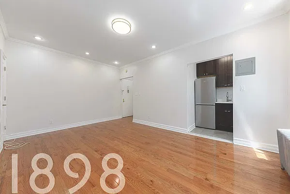 Rented by A&E Real Estate Management | media 2