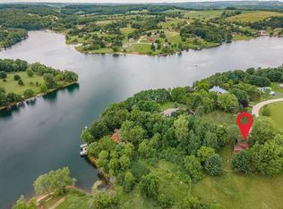 E2595 Remington Dr, La Valle, WI 53941