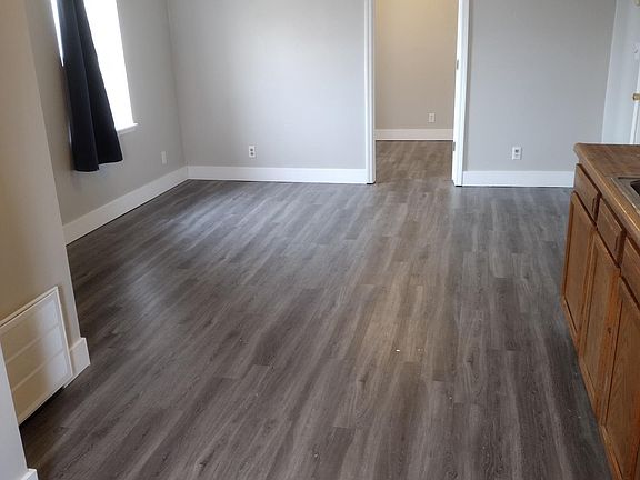 5th image of 10 1/2 W Michigan Ave APT 1