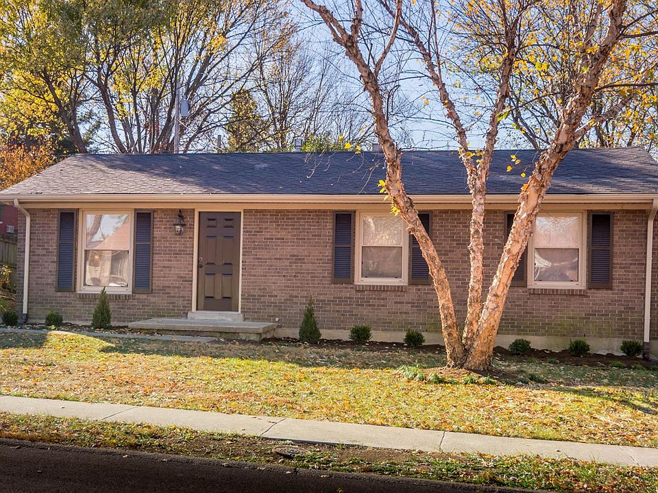 1st image of 516 Pinewood Dr
