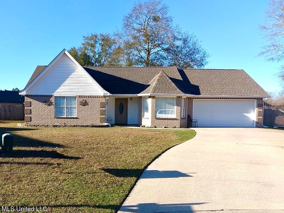 1st image of 12357 White Oak Dr