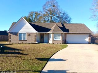 12357 White Oak Dr, Gulfport, MS 39503
