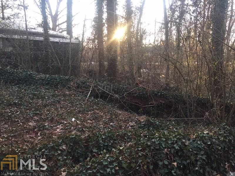 2nd image of 2886 Atlanta Hwy