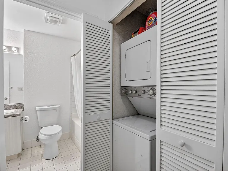 1805 N Flagler Dr #115 — Photo 19