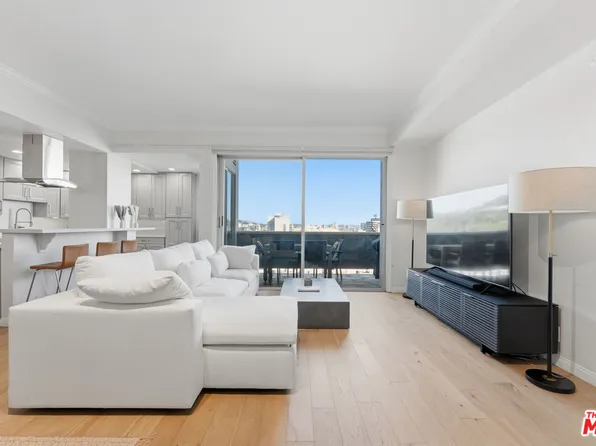 7250 Franklin Ave Unit 615, Los Angeles, CA 90046