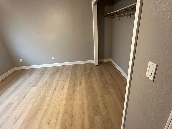 5th image of 418 Dry Creek Ln
