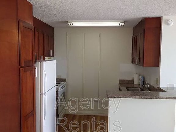 5th image of 754 Ekela Ave APT 506