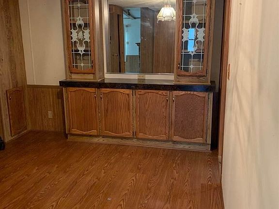 5th image of 1006 Pier Ave