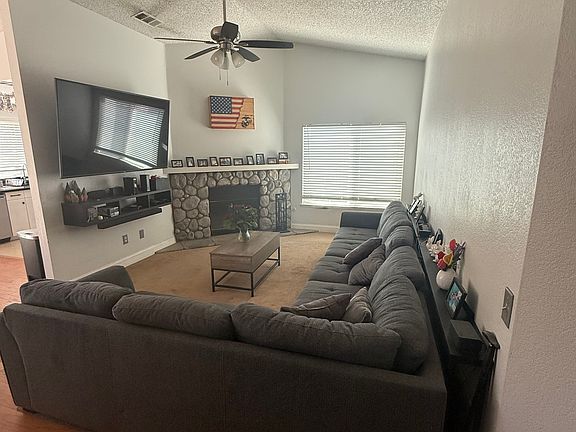 5th image of 476 Buckingham Dr #1
