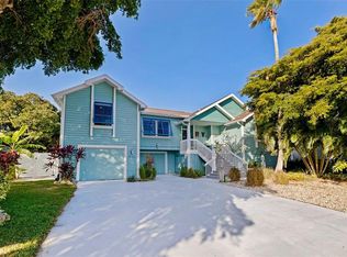 842 2nd Ave S, Tierra Verde, FL 33715