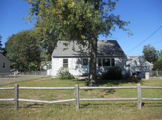 26 Damon Ave, Nashua, NH 03064