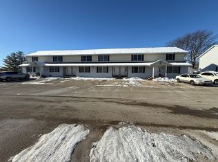 960 Jackson St #4, Platteville, WI 53818