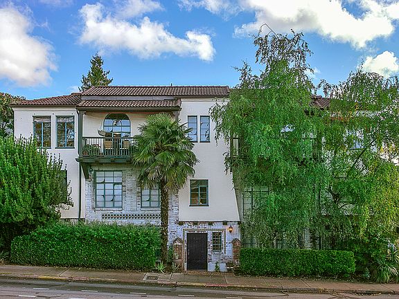 2nd image of 4204 11th Ave NE #12