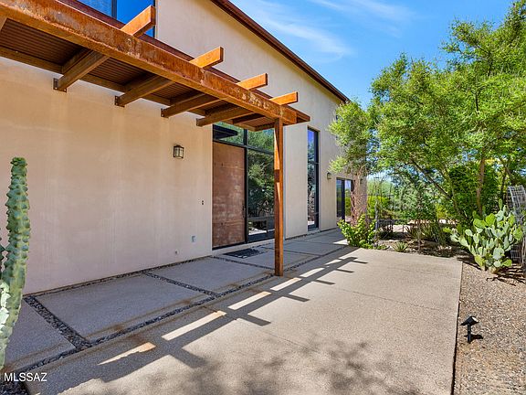 2nd image of 2807 N Corte Melodia