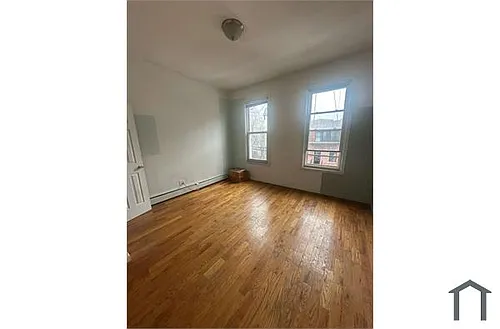 1304 Findlay Ave #2 Photo 1