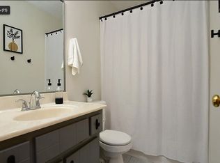 1308 Edgewood Blvd #1308, Papillion, NE 68046