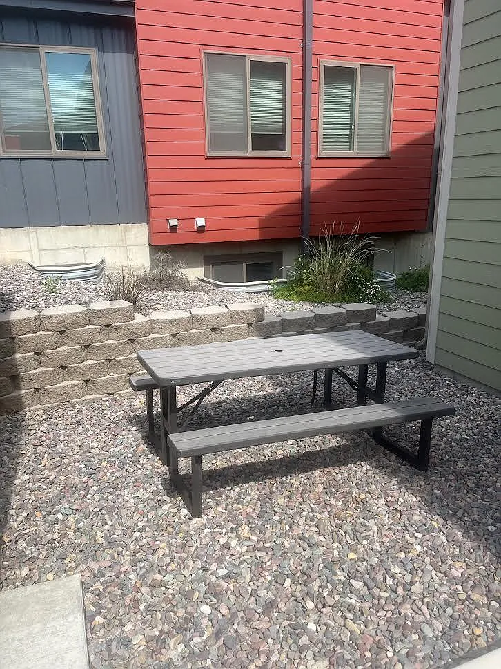 1715 Euclid Ave — Photo 1