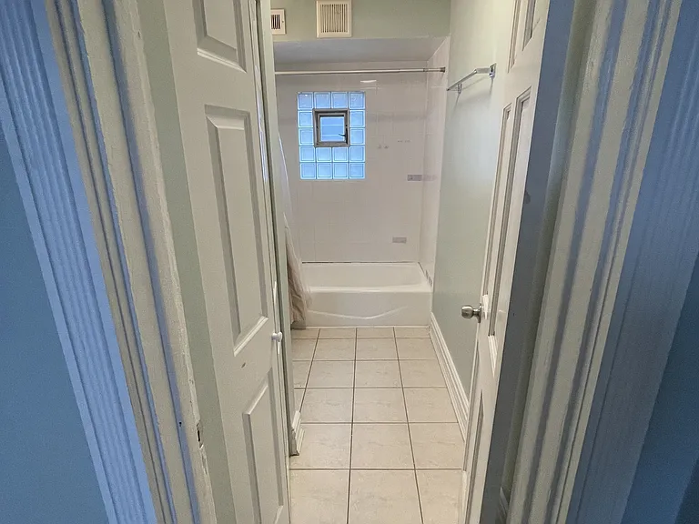 5020 N McVicker Ave #1 — Photo 9