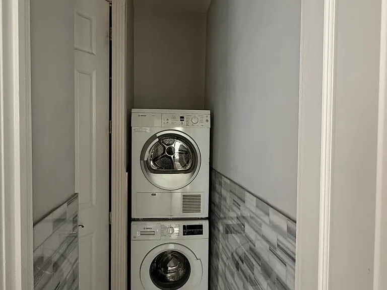200 Stanton St #4 — Photo 8
