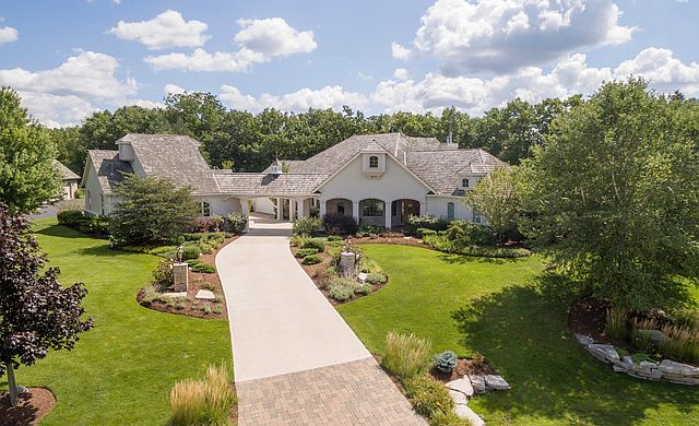 1st image of 21377 W Preston Ct