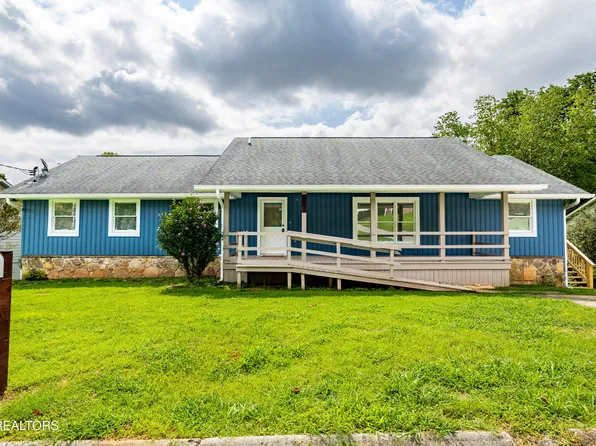 5848 Solar Dr, Knoxville, TN 37921