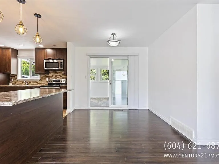 10245 Wedgewood Dr #UPPER — Photo 8