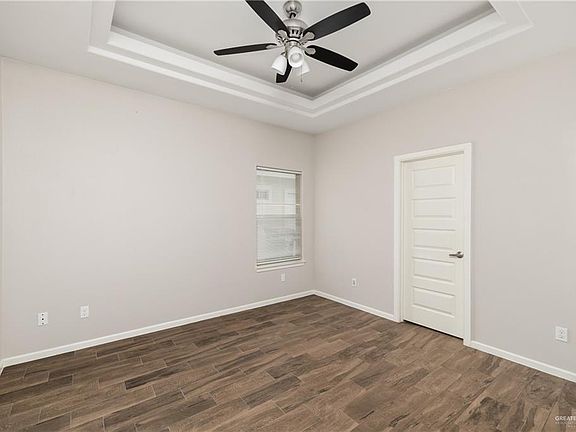 5th image of 1909 Jackson St APT 4