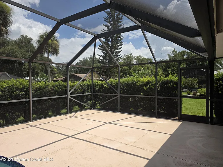1825 Fox Bay Dr — Photo 26
