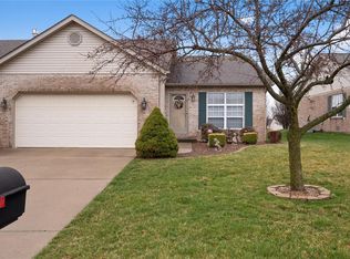 4567 Elk Meadows Ln, Smithton, IL 62285