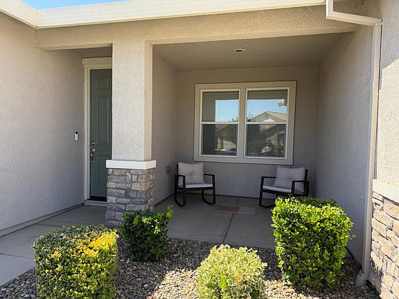 3rd image of 920 Travertine Way