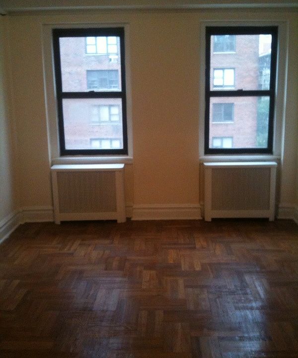 2nd image of 164 E 85th St APT 3E