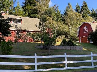 98 Berry Rd, Trinidad, CA 95570