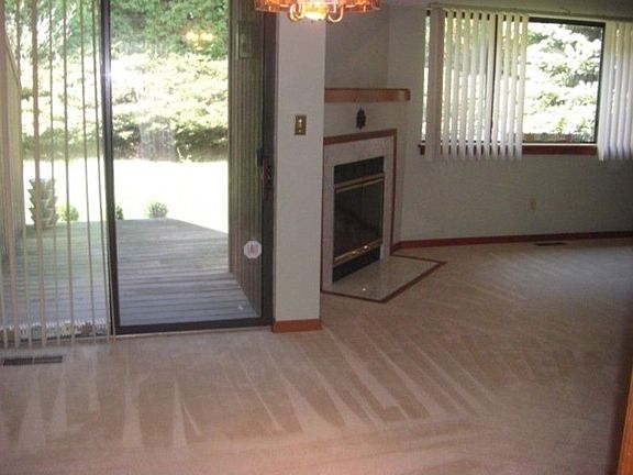 4th image of 262 Sunwood Dr