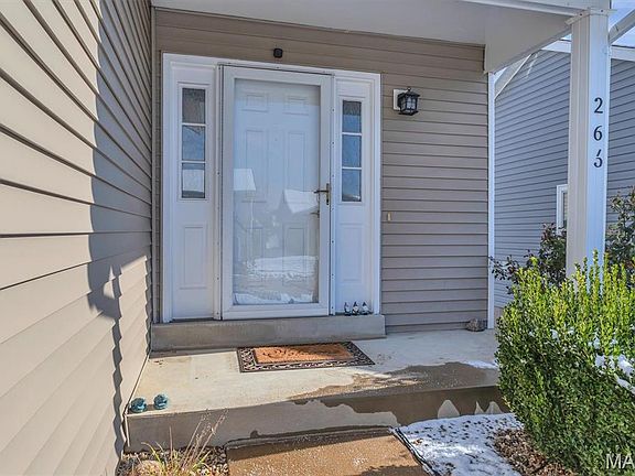 3rd image of 265 Bracadale Ave