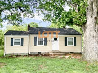 14 Maryland Ave, Greenville, SC 29611