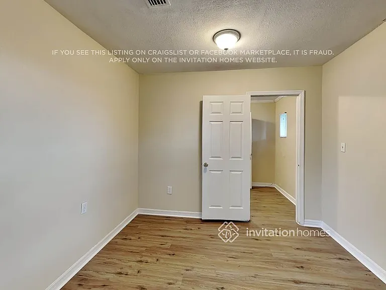 1309 Tyrone Blvd N — Photo 11