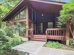 4 Trail, Stamford, CT 06903