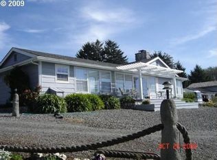 97832 Titus Ln, Brookings, OR 97415