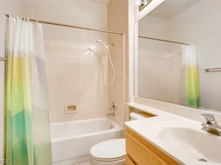 3027 Hickory Valley Rd — Photo 15
