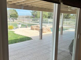 27505 Lakeview Dr, Helendale, CA 92342
