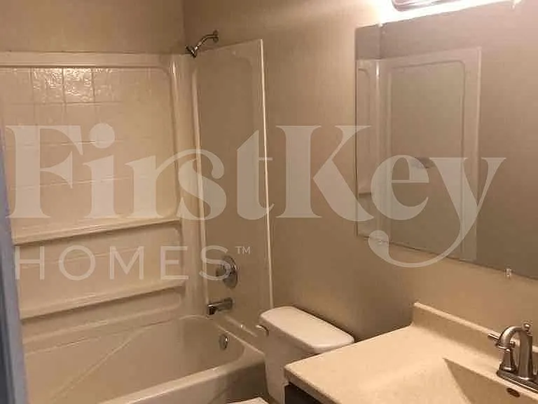 1023 Bothwell Ct — Photo 24